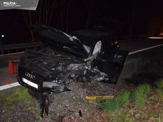 Dal si pervitín, alkohol a sadol za volant: Toto je výsledok