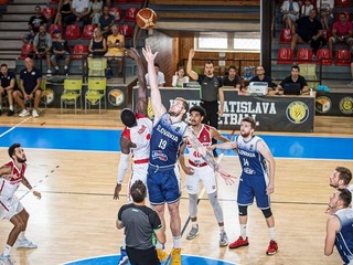 Slovensko v posledných dvoch dueloch o postup na EuroBasket