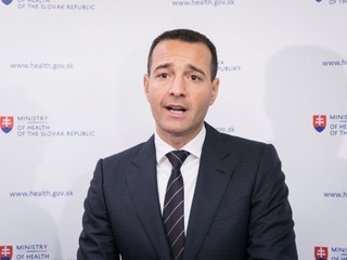 Minister vnútra Drucker je v nemocnici