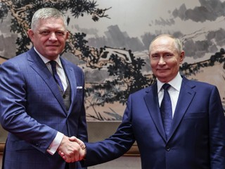 Opozícia kritizuje stretnutie Fica s Putinom. Poslúžil ruskej propagande