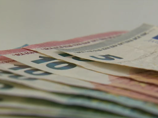 Eurokomisia Slovensku zvýšila odhad hospodárskeho rastu. Úplne ružové to však nie je