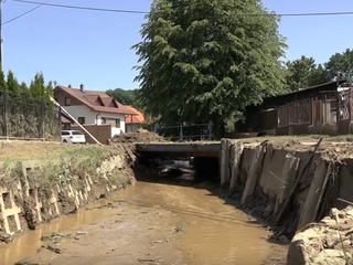 Podmytý most v Brežanoch: Hrozí, že by sa obyvatelia nedostali domov