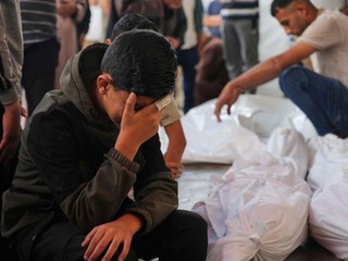 Dnešné izraelské údery v Pásme Gazy zabili najmenej 44 ľudí