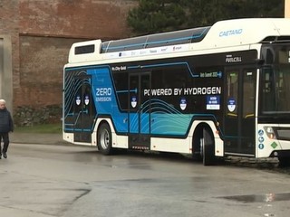 Budúcnosť MHD je v moderných technológiách. V Trnave testujú vodíkový autobus