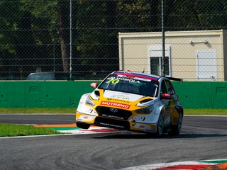 Maťo Homola sa predstaví na záverečnom podujatí TCR Europe 2021 už tento víkend