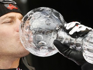 Super-G vo Val d'Isere korisťou Rakúšana Walchhofera, v obrovskom slalome vyhrala v Aare Worleyová