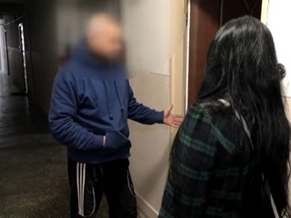 Zabijem teba aj tvojho psa. Agresor tvrdí, že sa basy nebojí