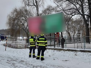 Boj s reklamným smogom pokračuje. Prešovský kraj odstraňuje billboardy