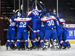 MS U18: Slovensko - USA 3:4 po predĺžení, do tretice 4. miesto. Zlato pre Kanadu