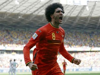 Fellaini obetuje vlasy za titul majstra sveta