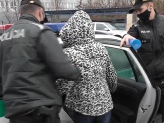 Spísali petíciu proti susedom. Vysťahovali ich, ale problémy v bytovke neskončili