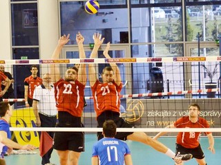 Volejbalistom stačí zisk setu v poslednom zápase a idú na európsky šampionát
