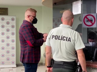 Na NAKA vypovedá príbuzný Petra Žigu aj bývalý generálny prokurátor Dobroslav Trnka