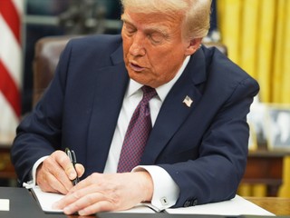 Štáty EÚ schválili odvetné clá za 93 miliárd eur, ak rokovania s USA zlyhajú