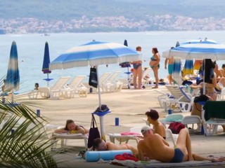 Chorvátsko sa pripravuje na príchod Slovákov: Pomáhať budú aj slovenskí policajti