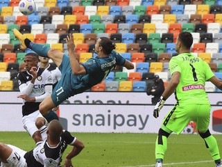 Zlatanove nožničky pokorili ďalšieho súpera