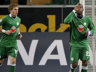 Škrtel dnes proti Florencii, Pekarík zajtra možno na Old Trafforde