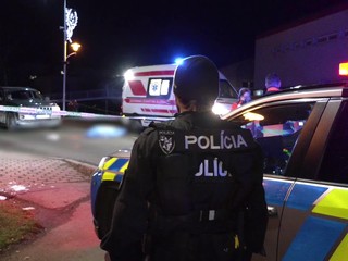 Víkendový večer v Detve poznačila tragédia: Auto zrazilo chodca na osvetlenom priechode