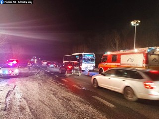 Tragická nehoda deň pred Vianocami: Neprežil vodič, ani spolujazdkyňa