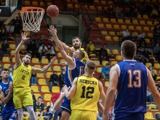 Nemôžeš sledovať zápas? Tak sleduj všetky!