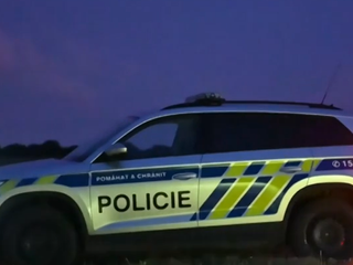 Skupina mužov v Prahe uniesla mladíka. Žiadali výkupné a vyhrážali sa odrezaním jeho prsta