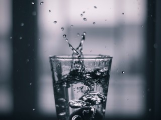 VIDEO: V živote nepil nič iné ako vodu, teraz vyskúšal aj iné nápoje!