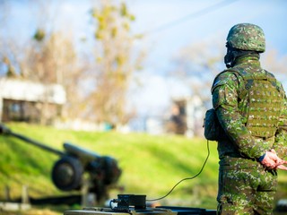 Novoročné salvy pri Dunaji: Tento rok zaznelo o jednu viac