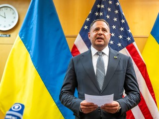 Andrij Jermak odstúpil z funkcie šéfa kancelárie ukrajinského prezidenta