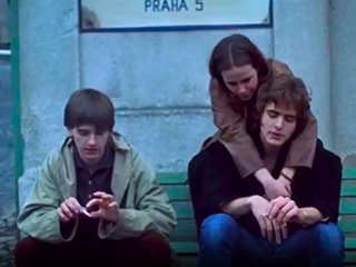 TOTO video prevalcovalo sociálne siete: Ako dnes vyzerajú miesta, kde sa nakrúcali Pelíšky?