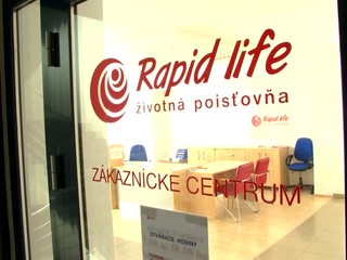 Bývalé vedenie poisťovne Rapid life chcelo od Národnej banky vysúdiť 5 miliónov eur za ušlý zisk