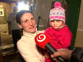 Darované Vianoce: Barborka s maminou už majú vodu, elektrinu aj kúpeľňu s toaletou
