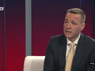 Drucker o Republike: „Sú na hranici laškovania s temnou stránkou histórie,“ povedal v Politika 24