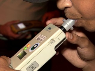 V Poľsku muž nafúkal viac než 14 promile, u nás máme tiež rekord