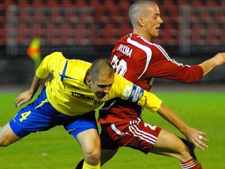 DAC a Dukla v semifinále SP