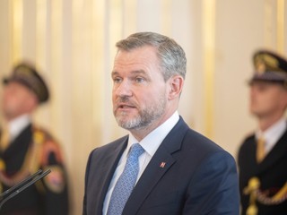 Prezident Pellegrini podpísal ďalšie zákony. Absolvuje výcvik pre dobrovoľných záložníkov