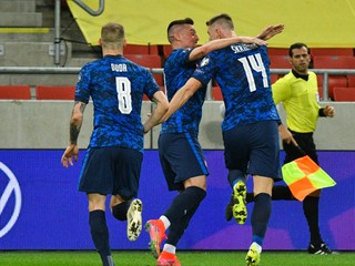 Slováci naplno zarezávajú vo Windischgarstene, už v utorok ich v Riede preveria Bulhari