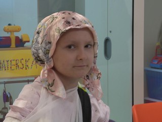 Raritná operácia zachránila dvom deťom ruky. Hrozilo, že o ne pre nádor prídu