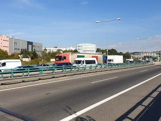 Hlavné mesto čakajú výrazné kolóny. Pred tunelom Sitina budú obmedzenia do konca letných prázdnin