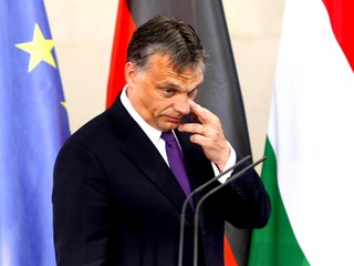 Orbán sa vyhráža novinárom. Písali o jeho luxusnom cestovaní