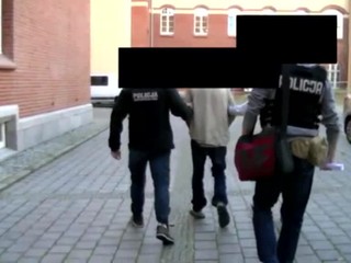 Narodeninová oslava sa zvrhla na kanibalistickú párty