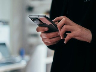 Minuloročný kráľ za polovicu? Prečo je teraz najlepší čas na kúpu špičkového smartfónu