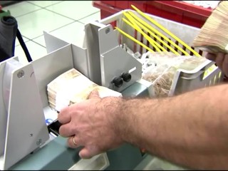 Podľa ministerstva bude ekonomika v lete prudko rásť, preto nemá v pláne vyplatiť príspevky na udržanie zamestnanosti