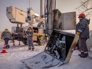 1425. deň na Ukrajine: Ruský dronový útok si vyžiadal podľa Zelenského dve obete