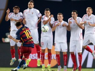 Európsky superpohár rozhodlo predĺženie po bláznivom priebehu