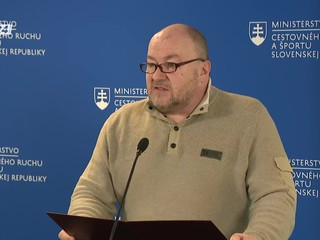 Huliak priniesol nové zistenia v kauze SFZ. Rozhodol sa podať trestné oznámenie