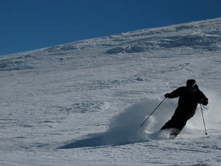 Polícia začala trestné stíhanie pre smrť lyžiara