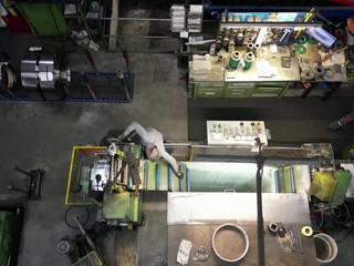 Zamestnanci si prilepšia kvôli legislatívnej chybe. Sviatok, ktorý nie je sviatkom, prináša 100 % príplatok