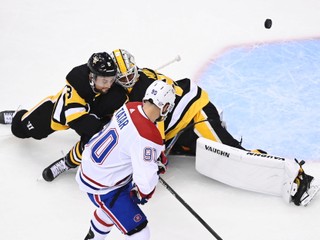 Zostrihy: Hustý reštart NHL s gólom a bitkou.  A čo Tatar?