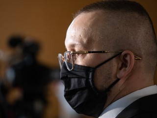 Exriaditeľ SIS Vladimír Pčolinský sa sťažuje na Najvyššom súde proti kolúznemu stíhaniu