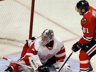 Hossa je späť - ako prvá hviezda zápasu